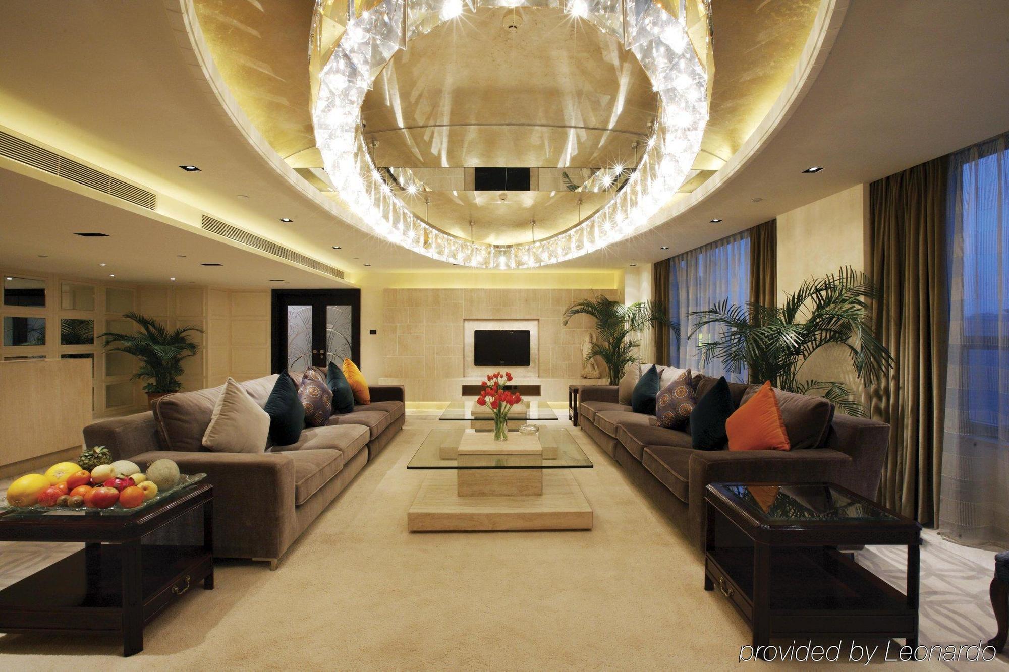 Furama Hotel Dalian Interior photo