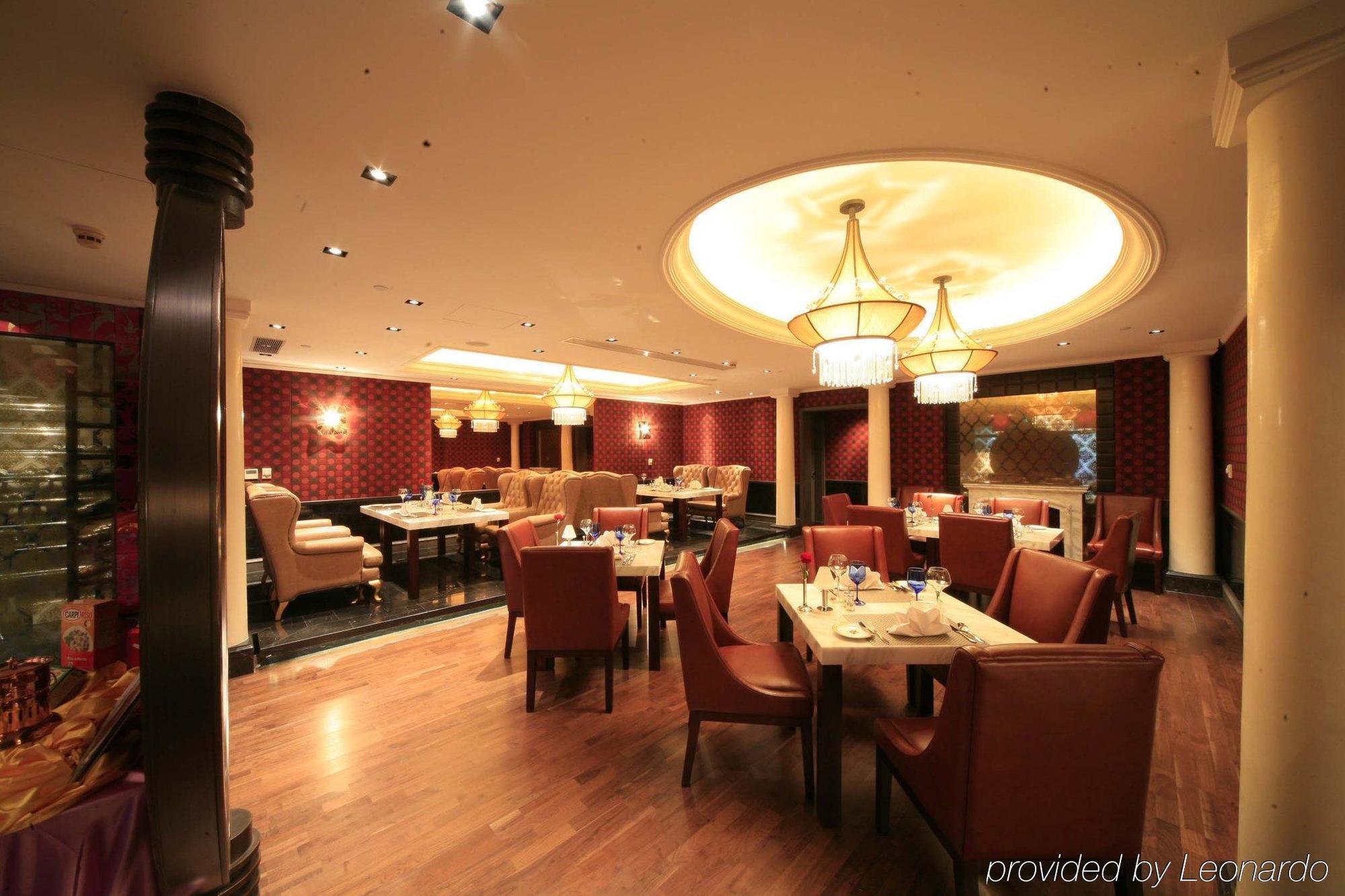 Furama Hotel Dalian Exterior photo